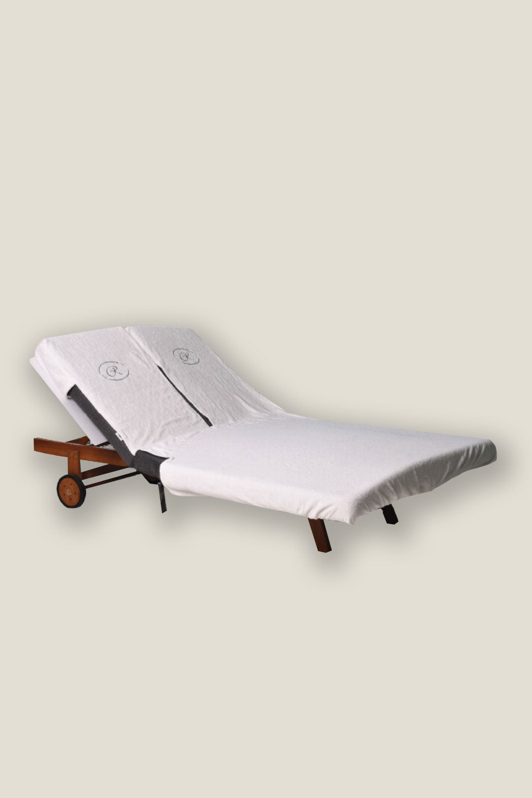 Plush, high-quality lounge chair covers used in hotel and spa settings, offering a luxurious, comfortable experience for guests by the pool or relaxation areas.